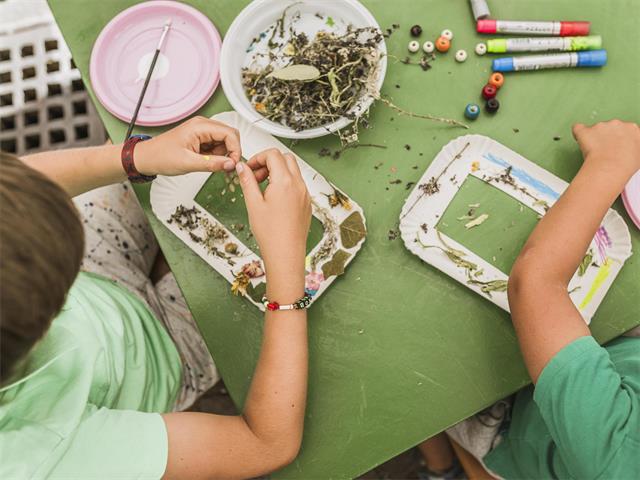 Foto per Laboratorio per bambini – fare bricolage con materiali naturali